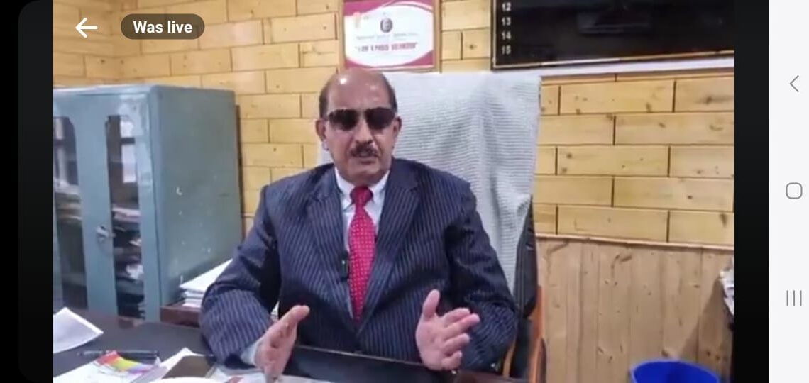 شدید گرمی اور گرمائی چھٹیاں، کوکرناگ میں سیلانیوں کابھارش رش
