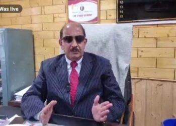 شدید گرمی اور گرمائی چھٹیاں، کوکرناگ میں سیلانیوں کابھارش رش