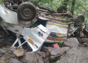 ڈوڈہ میں برتھ روڑ پر خوفناک سڑک حادثہ،3 مسافر ہلاک 4 دیگر شدید زخمی