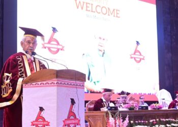 HADP کشمیر میں 13 لاکھ کسان خاندانوں کی آمدنی میں اضافہ کر رہا ہے: ایل جی سنہا