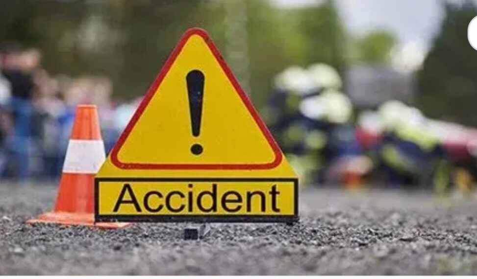 گالندر پانپور میں سکارپیو گاڑی حادثے کی شکار 2 ہلاک، 3 زخمی