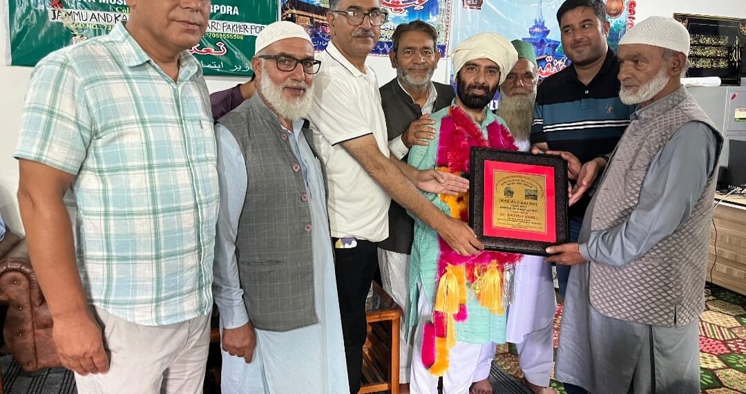 ستیش ومل کو خلعت بلخی انعام سے نوازا گیا