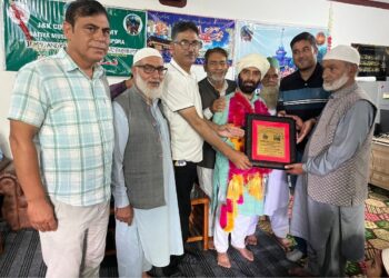 ستیش ومل کو خلعت بلخی انعام سے نوازا گیا