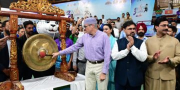 وزیر اعلیٰ عمر عبداللہ نے سری نگر میں تیسری جونیئر ایشین پینکاک سلات چمپئن شپ کا اِفتتاح کیا