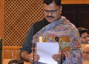 دریائے جہلم میں سیلاب کے تخفیفی اَقدامات کیلئے 1632 کروڑ روپے کا ماسٹر پلان پائپ لائن میں ہے ۔ جاوید رانا