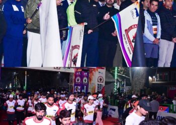 وزیراعلیٰ عمر عبداللہ، اداکار سنیل شیٹی نے کشمیر میراتھن 2.0کو جھنڈی دکھا کر روانہ کیا