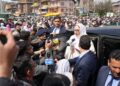 عید اجتماع کے دوران لوگوں نےڈاکٹر درخشاں کی اور وقف بورڈ کے انتظامات کی ستائش کی
